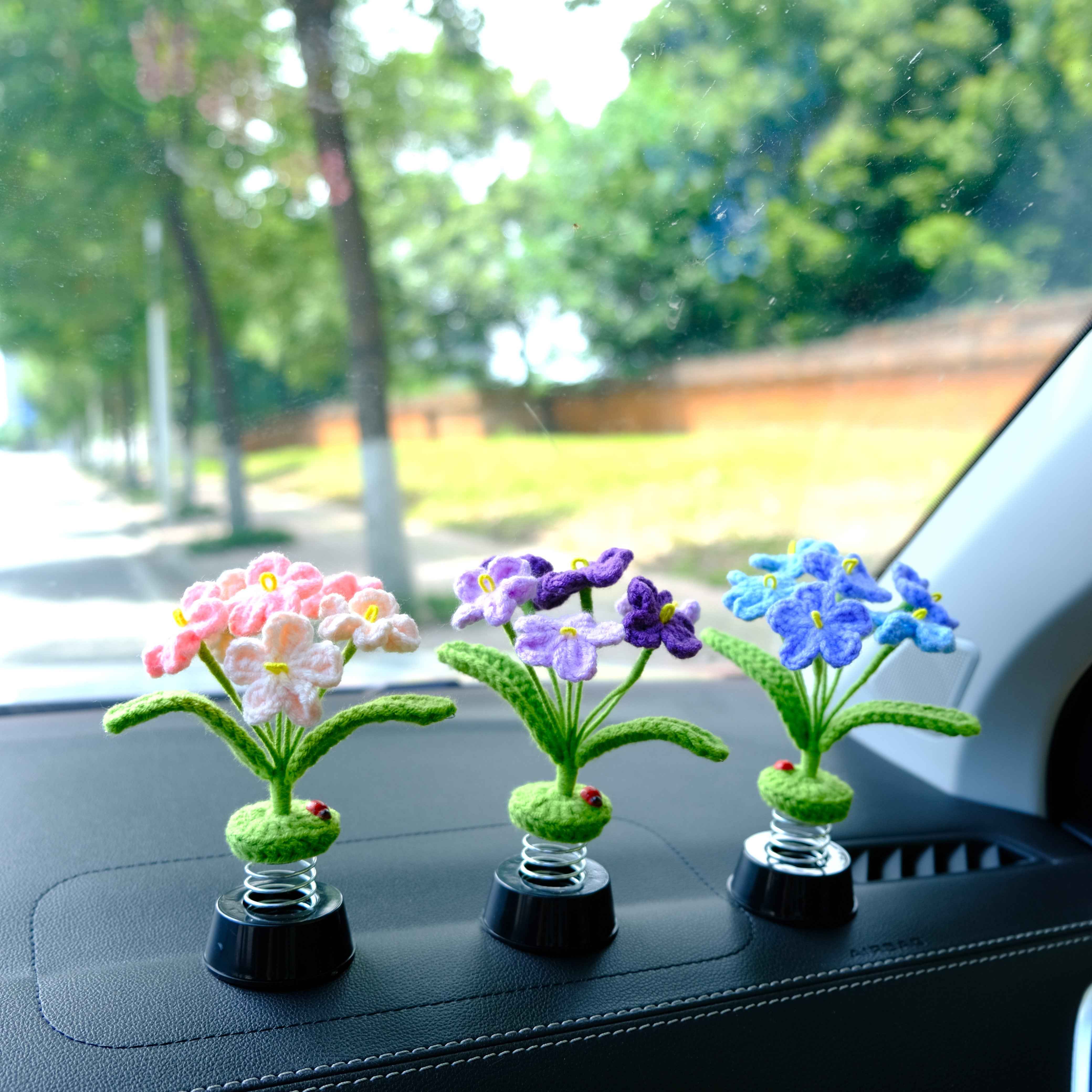 Car Dashboard Decor- Baby's Breath