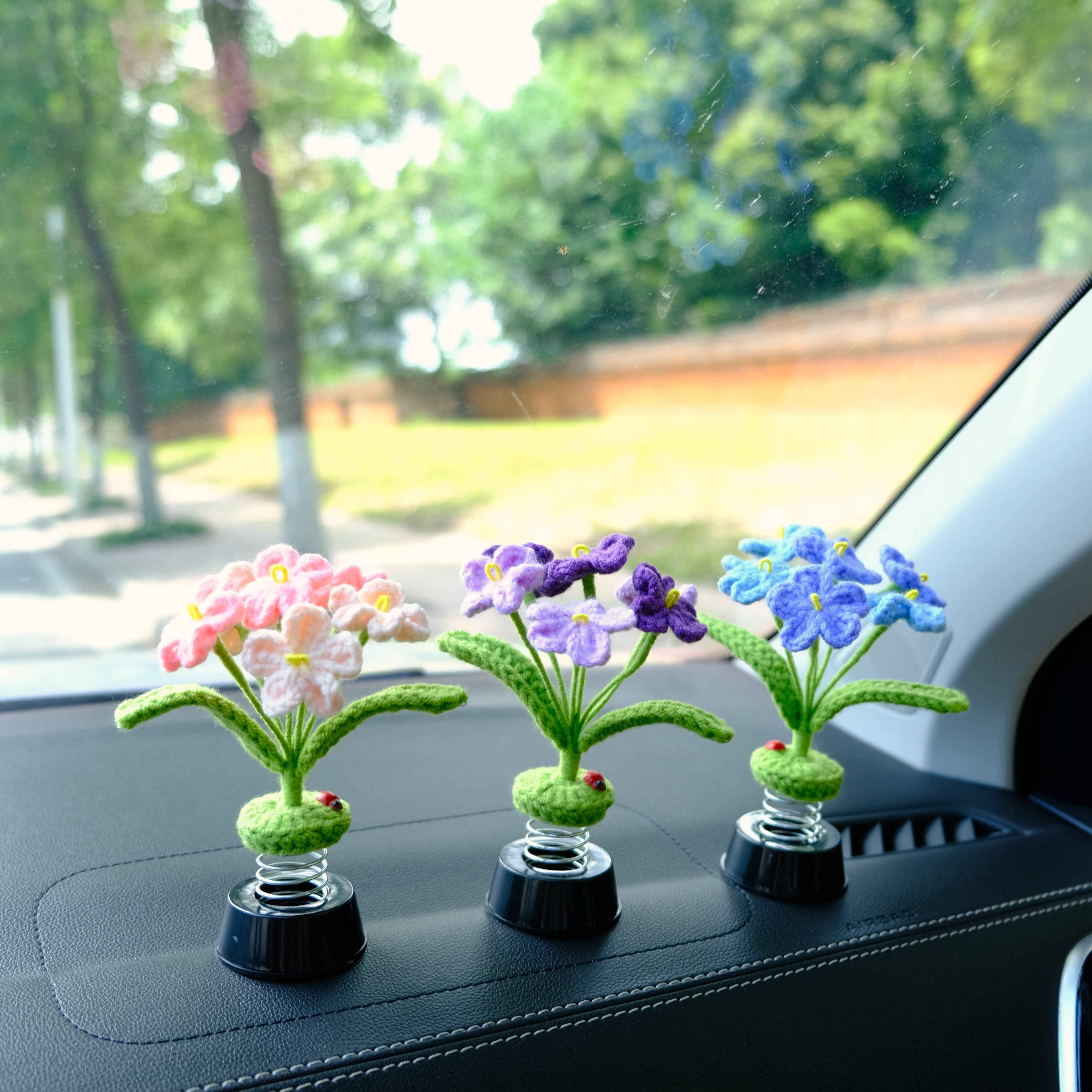 Car Dashboard Decor- Baby's Breath