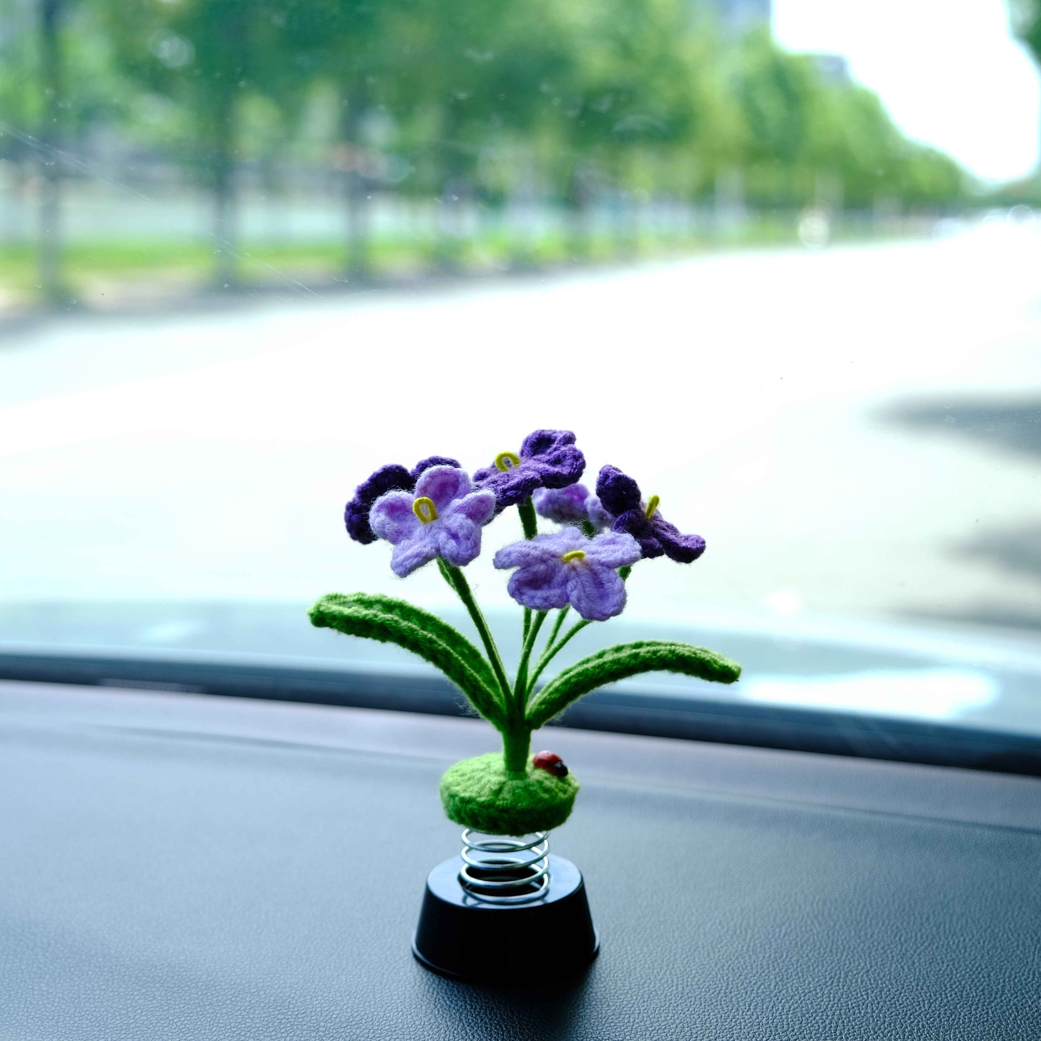 Car Dashboard Decor- Baby's Breath