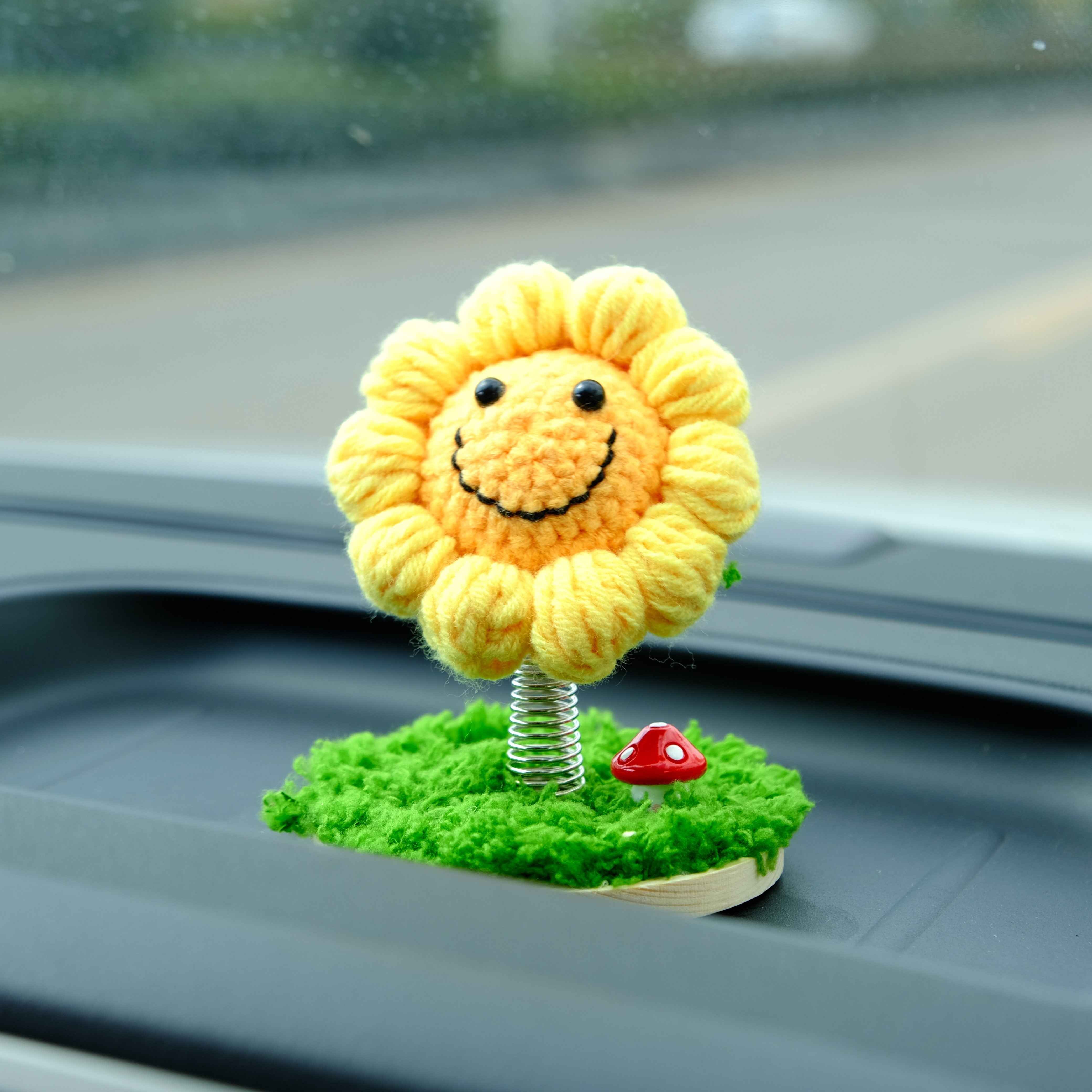 Car Dashboard Bobblehead Toy- Sunflower