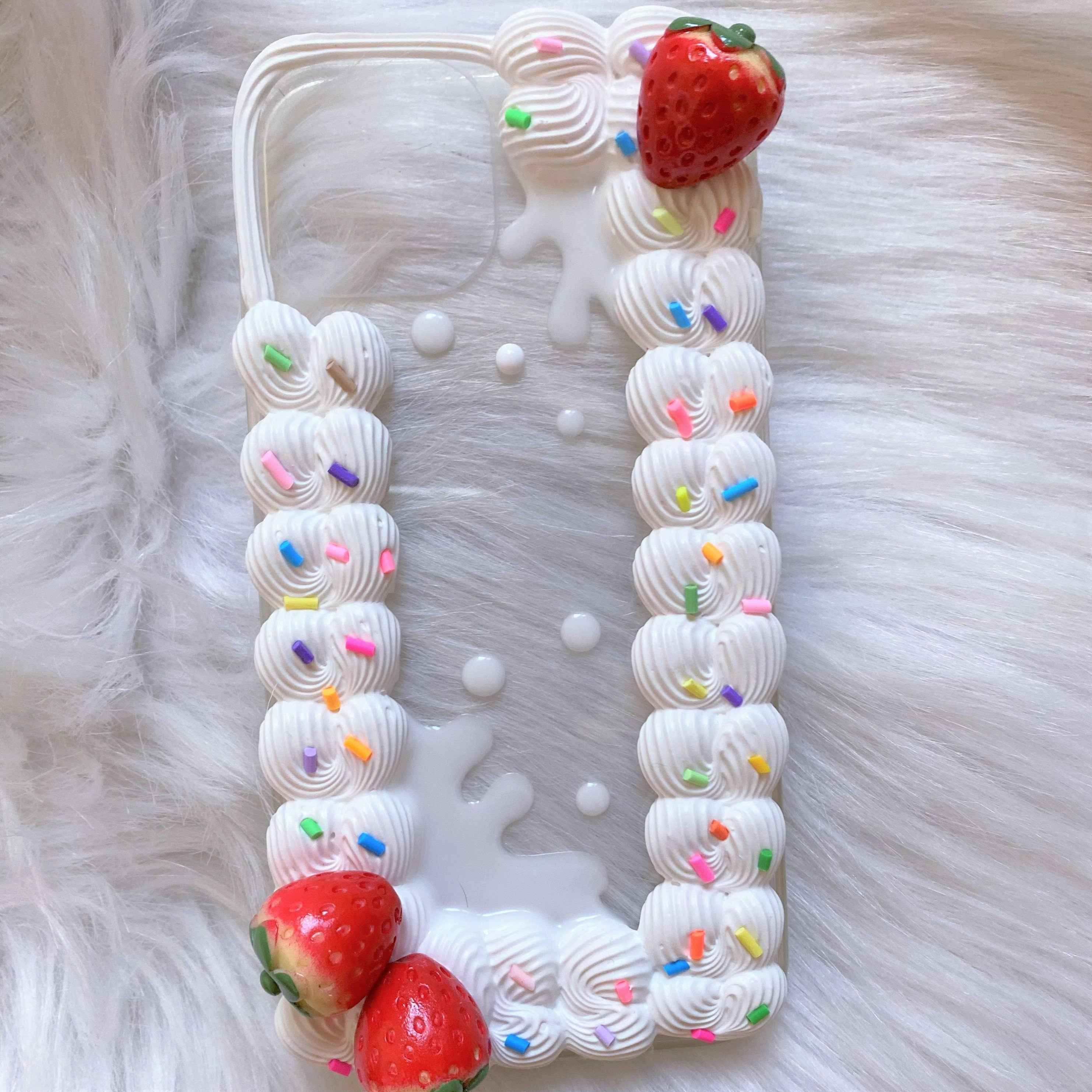 Custom Decoden Phone Case Strawberry & Sprinkles