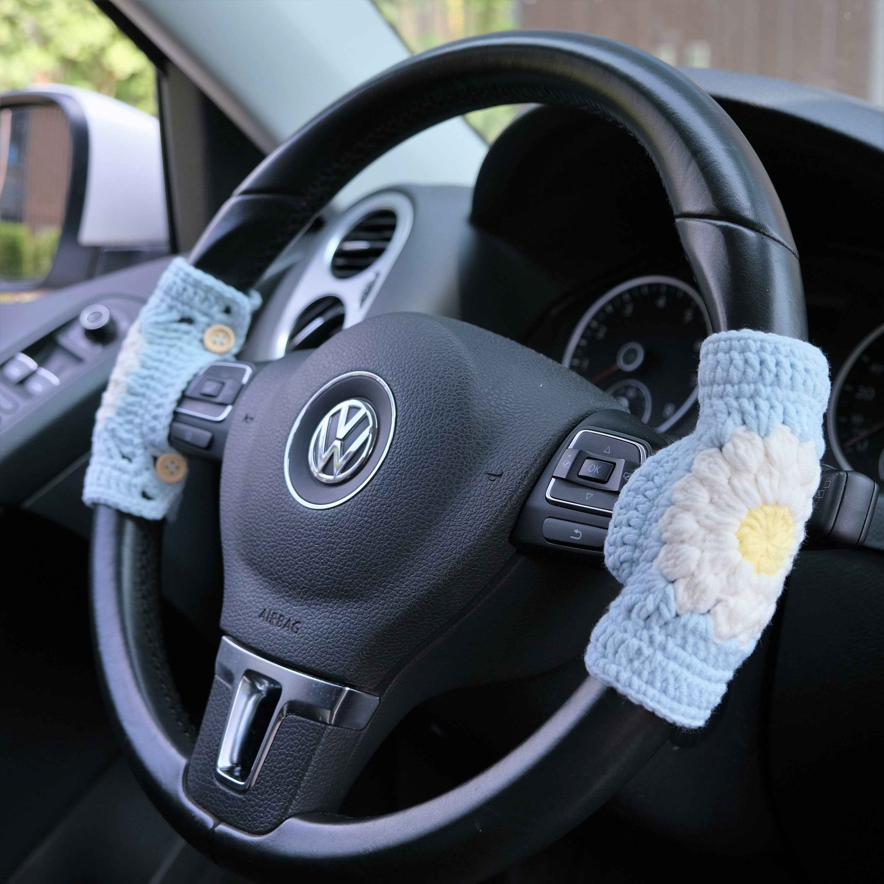 Adjustable Steering Wheel Cover, Crochet Daisy Steering Wheel Cover, Cute Car Interior Accessory for Women, Boho Steering Wheel Cover