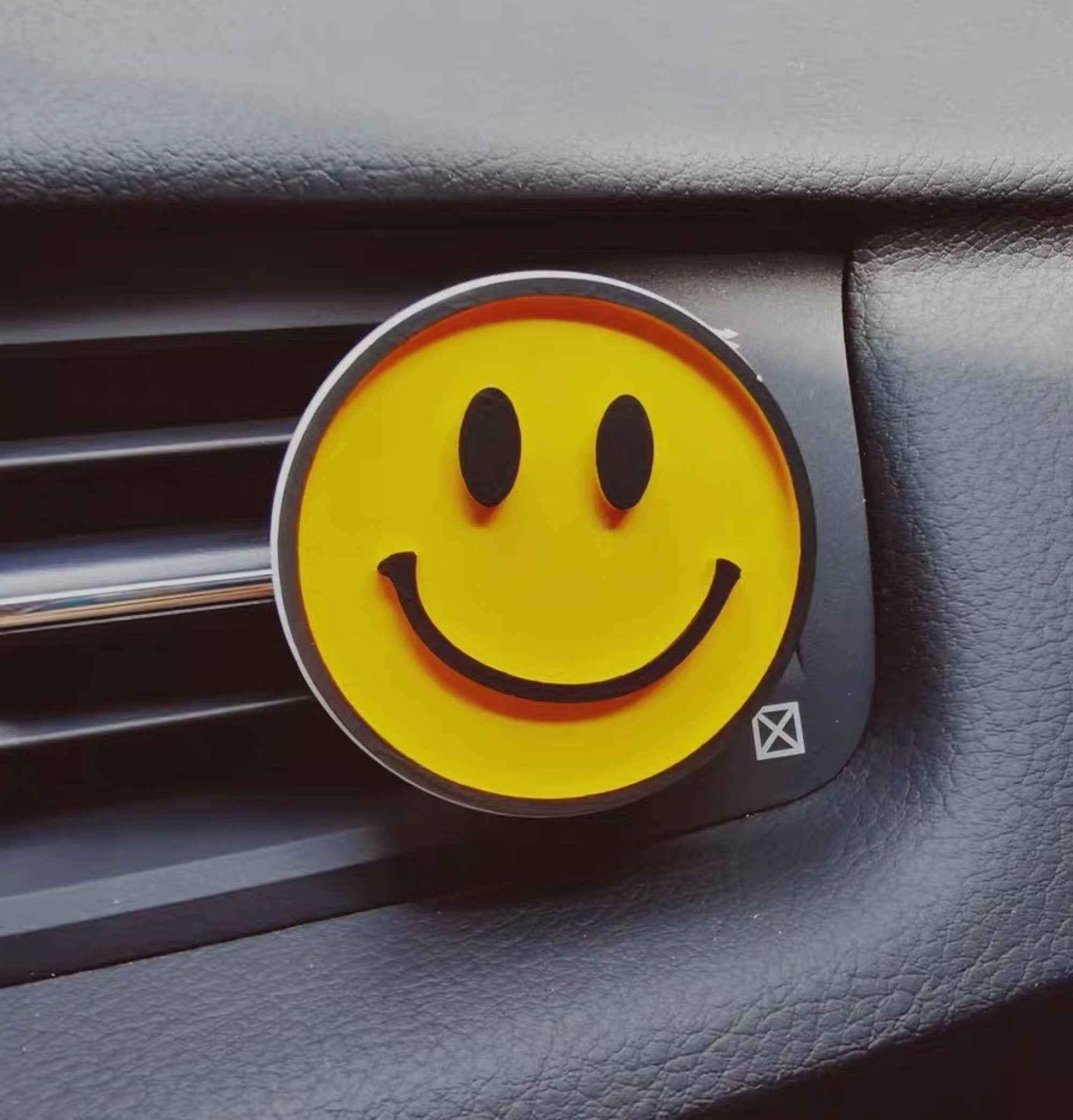 Car Vent Clips- Smiley Face & Daisy