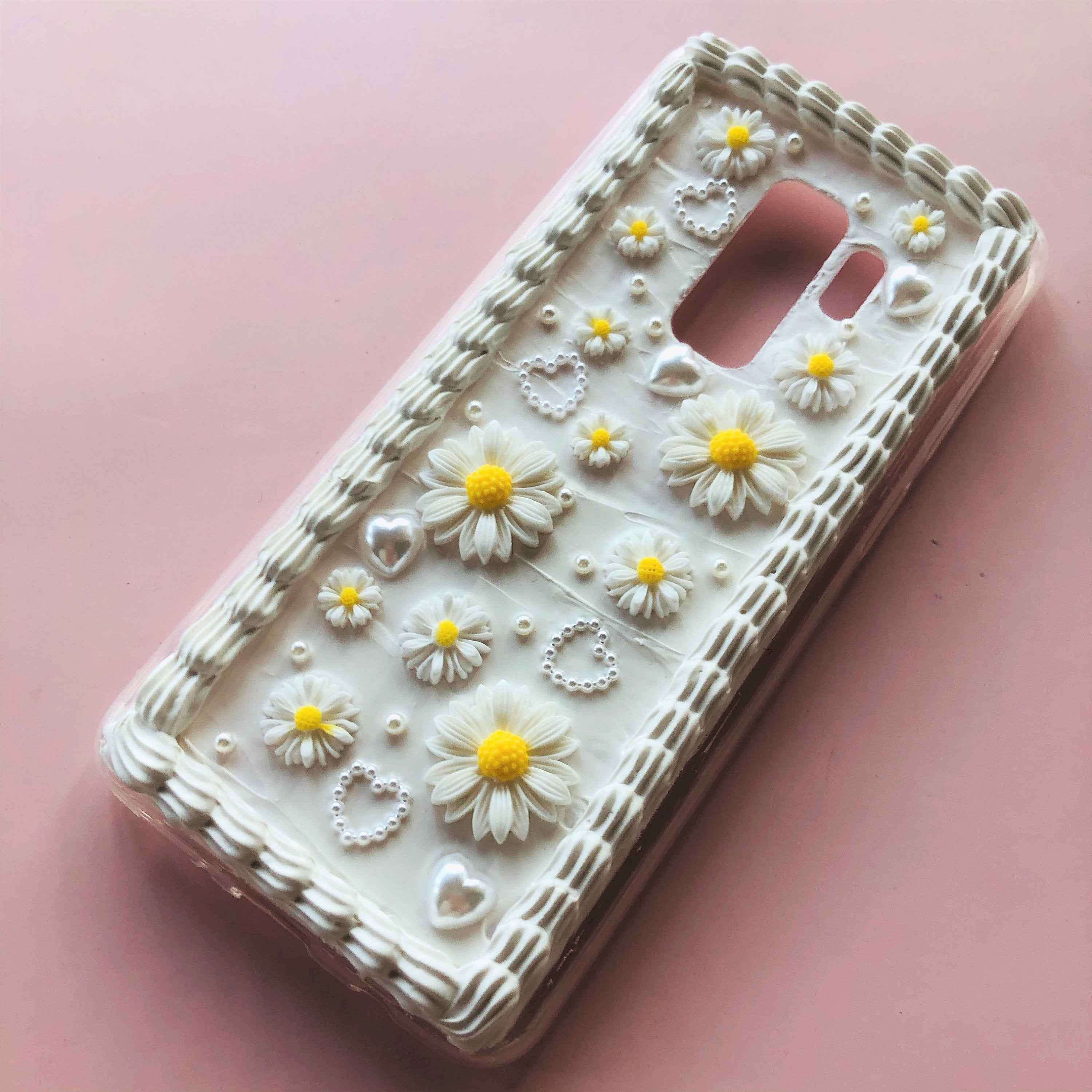 Decoden Phone Case Daisy Flower
