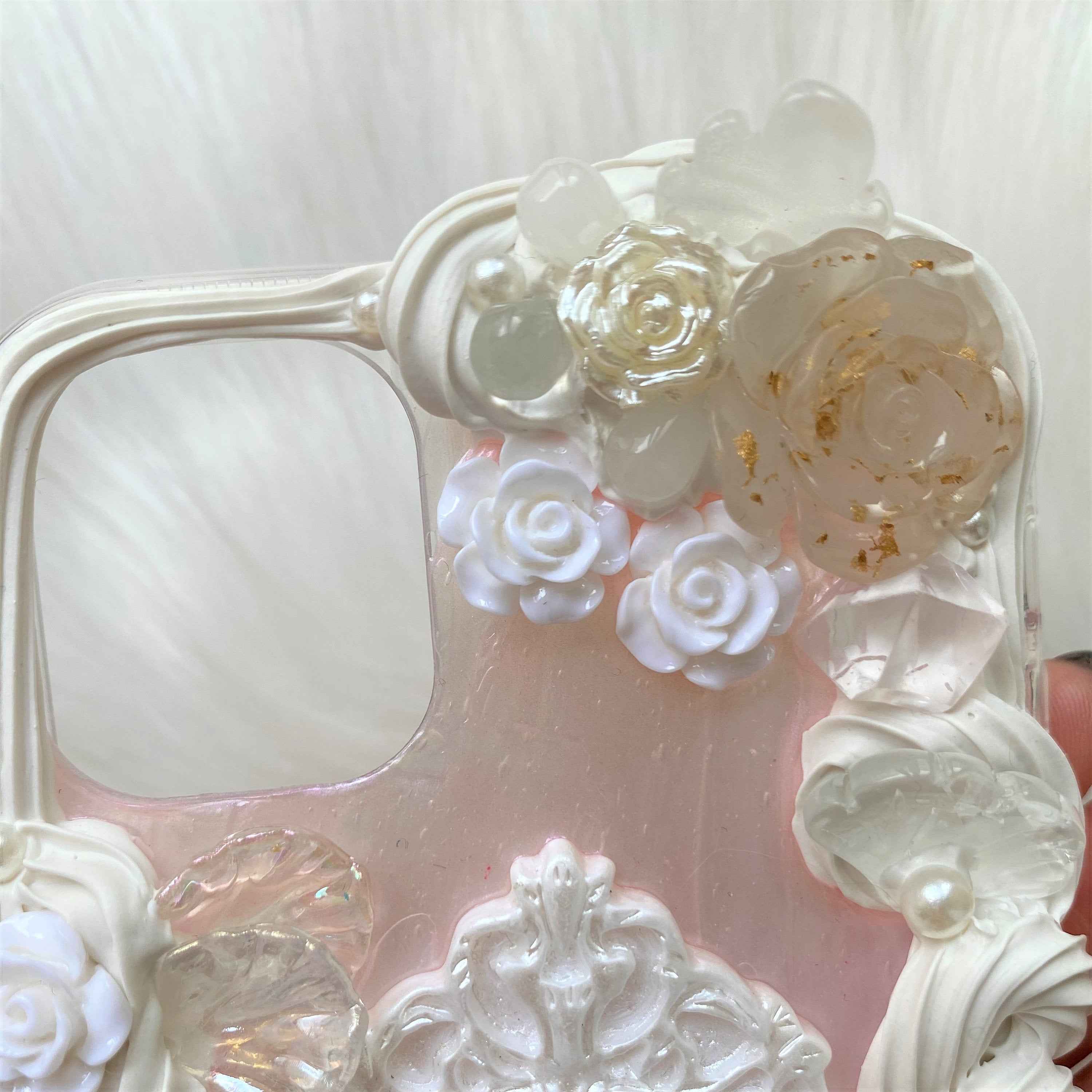 Decoden Phone Case Baroque Cherub