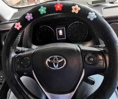 Fleece/Ice Silk Steering Wheel Cover- Daisy