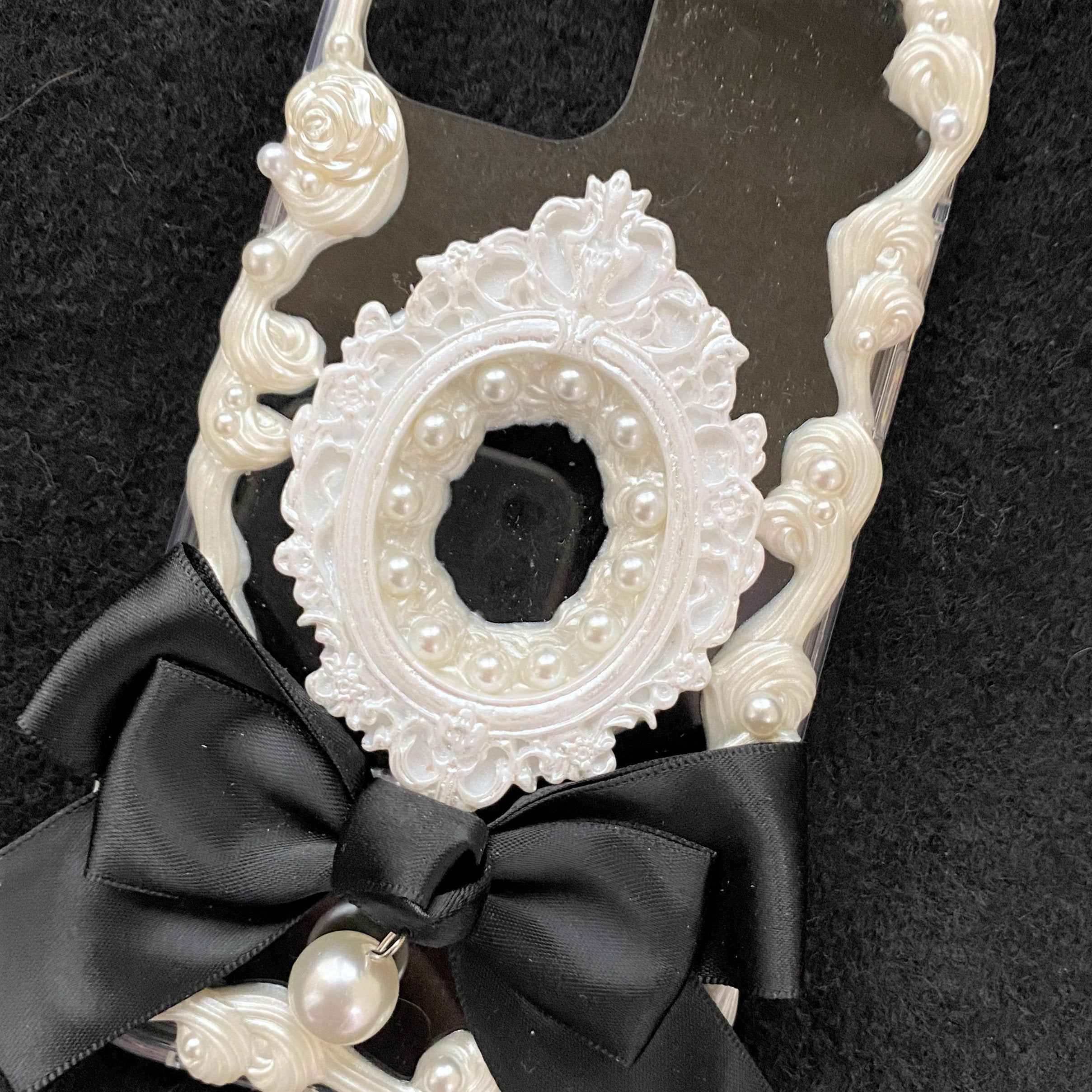 Decoden Phone Case Baroque Bow