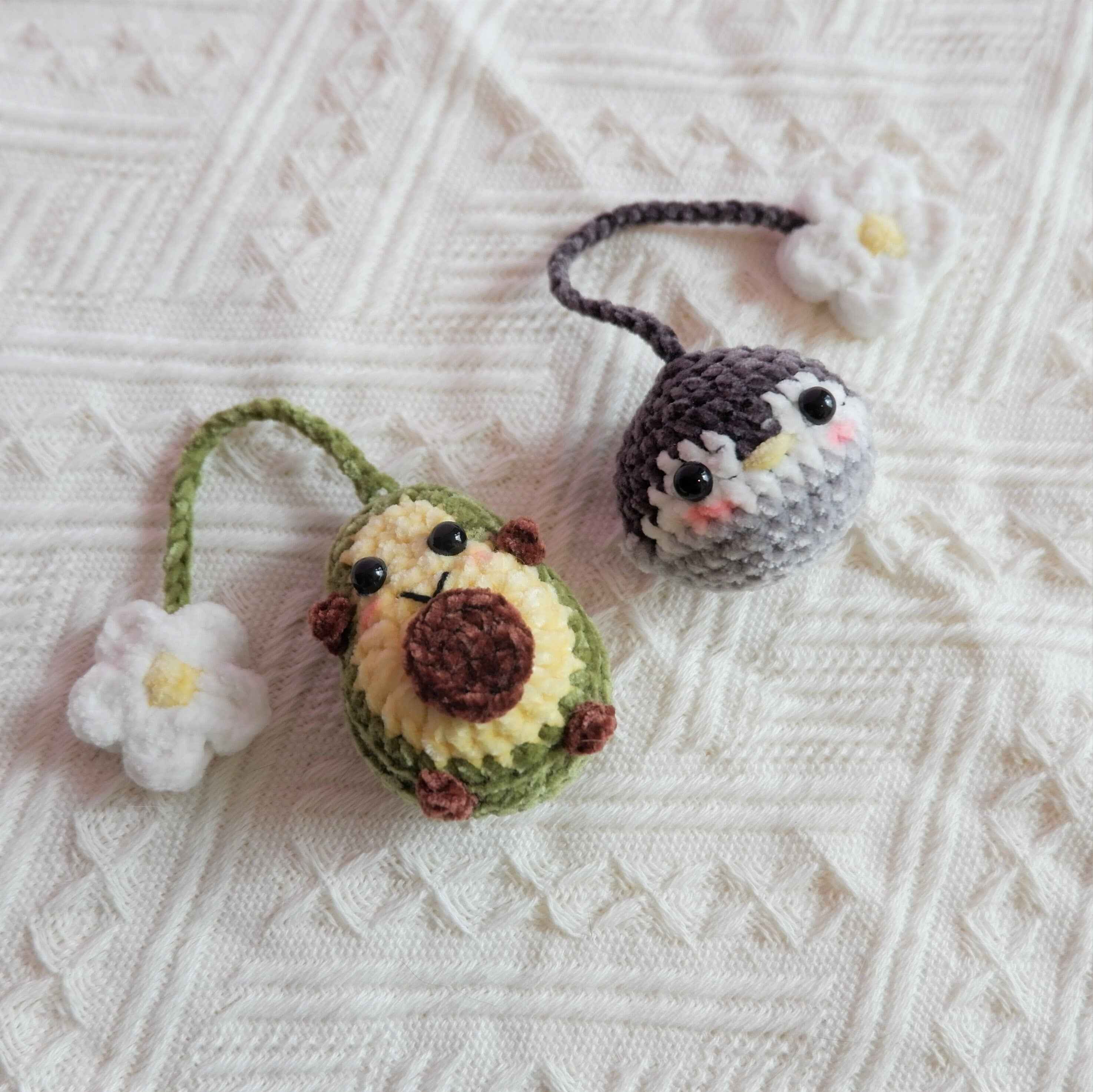 Car Mirror Hanging Accessories- Fluffy Penguin/Avocado & Daisy