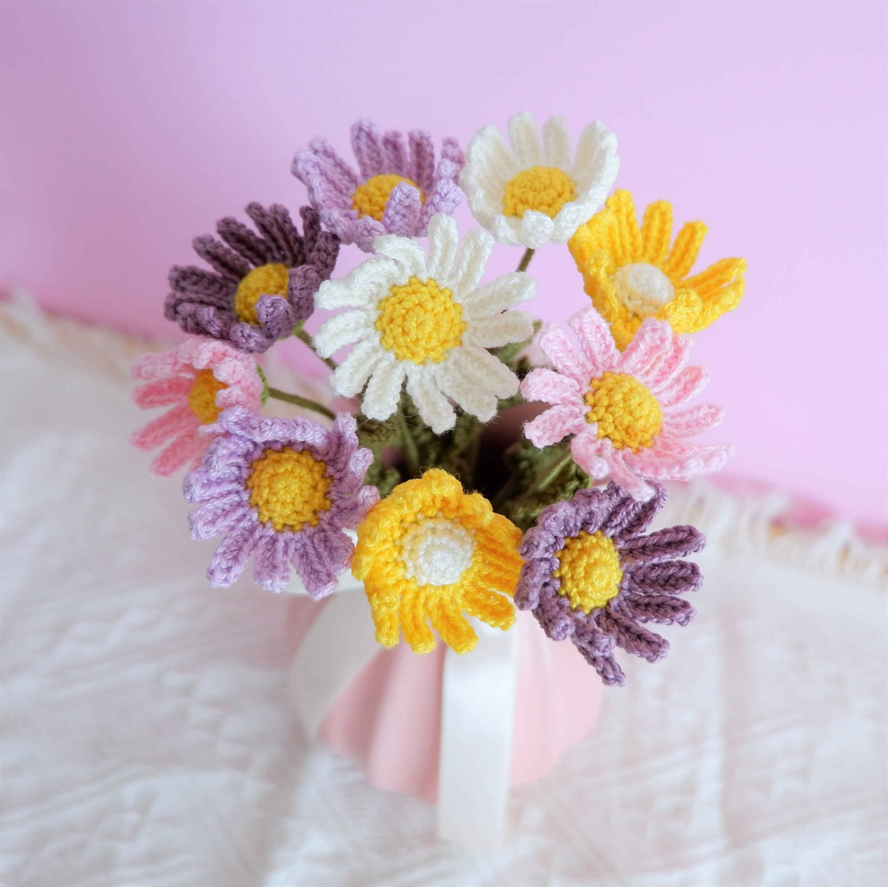 Micro Crochet Rainbow Daisy Flower Bouquet