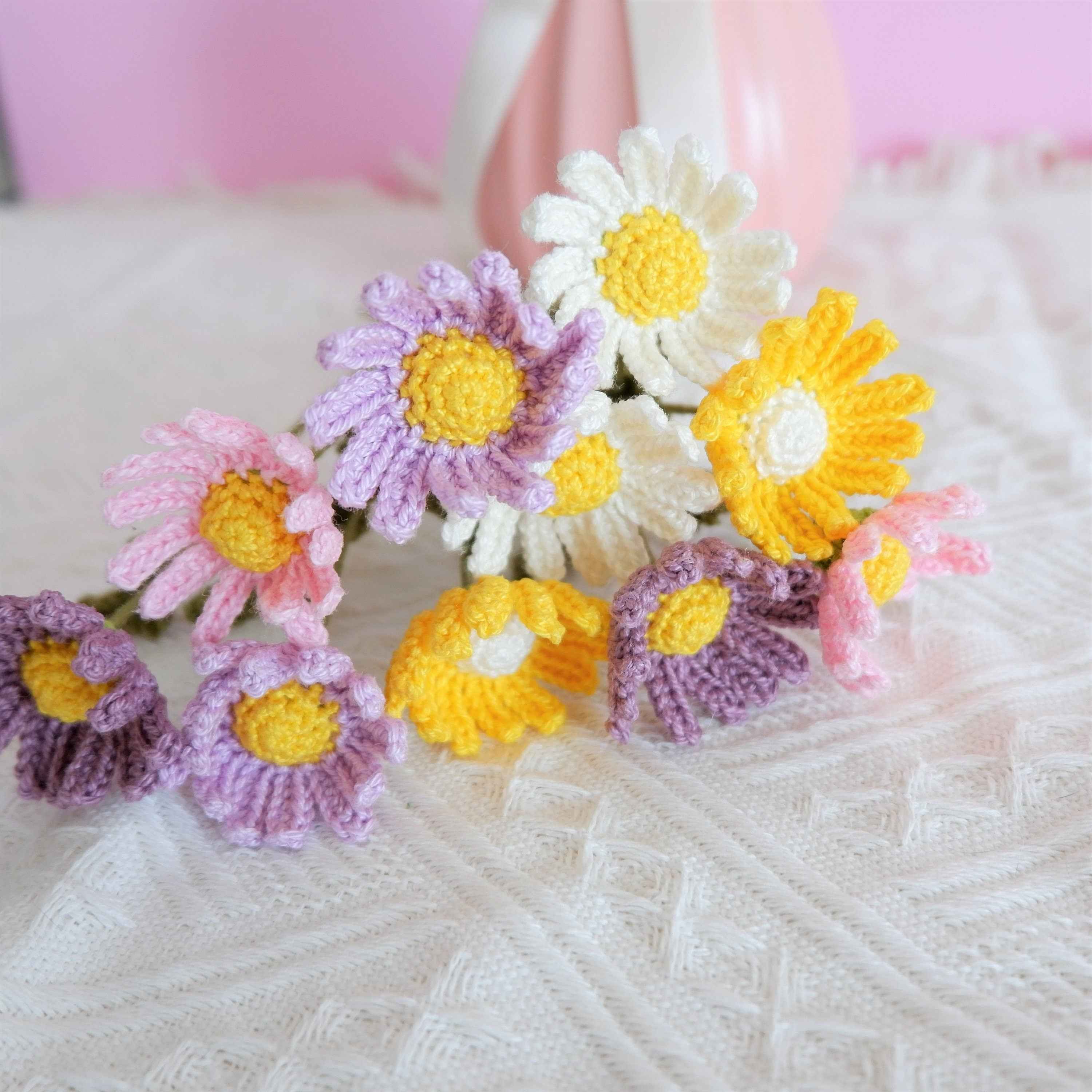 Micro Crochet Rainbow Daisy Flower Bouquet