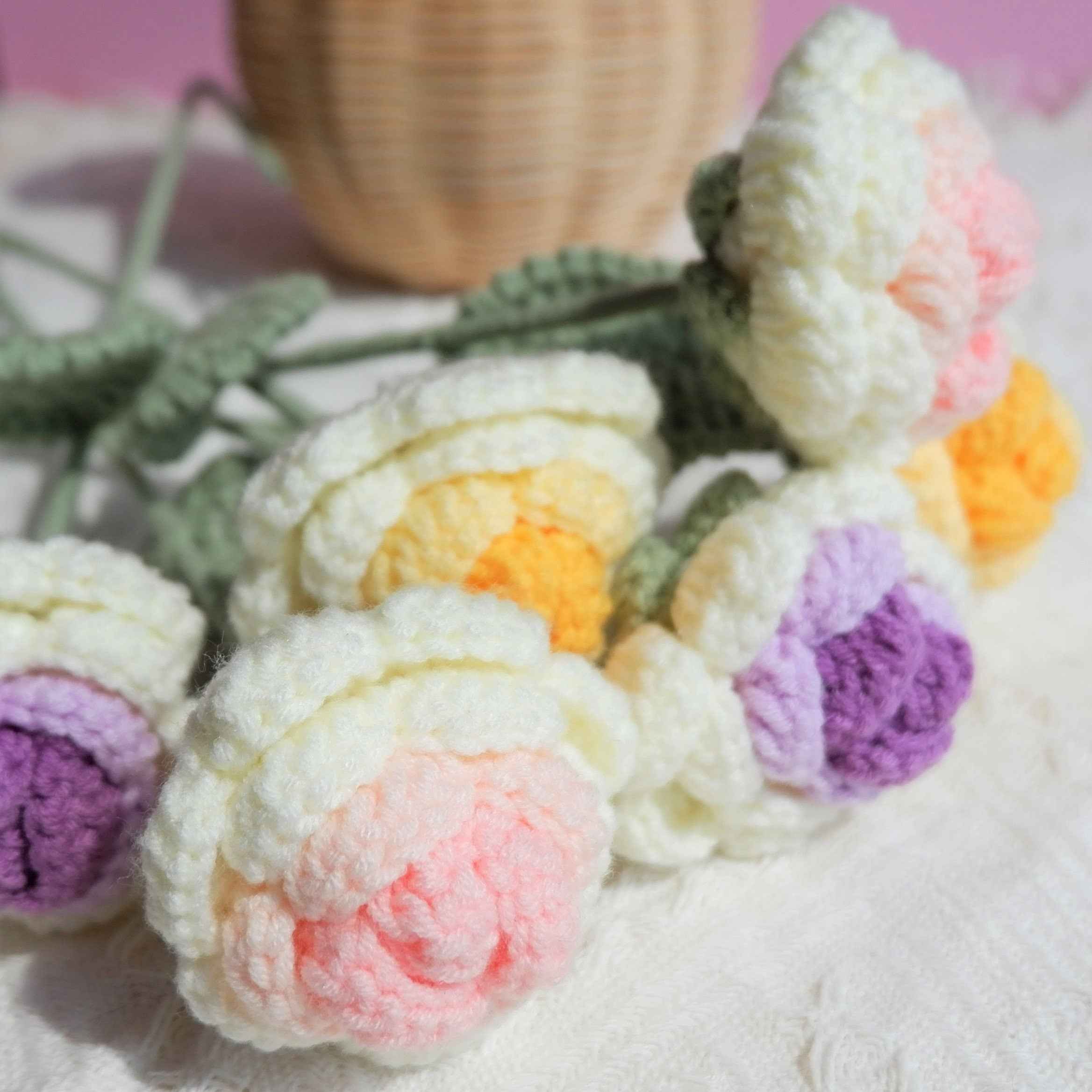 Crochet Flower Bouquet- Gradient Rose
