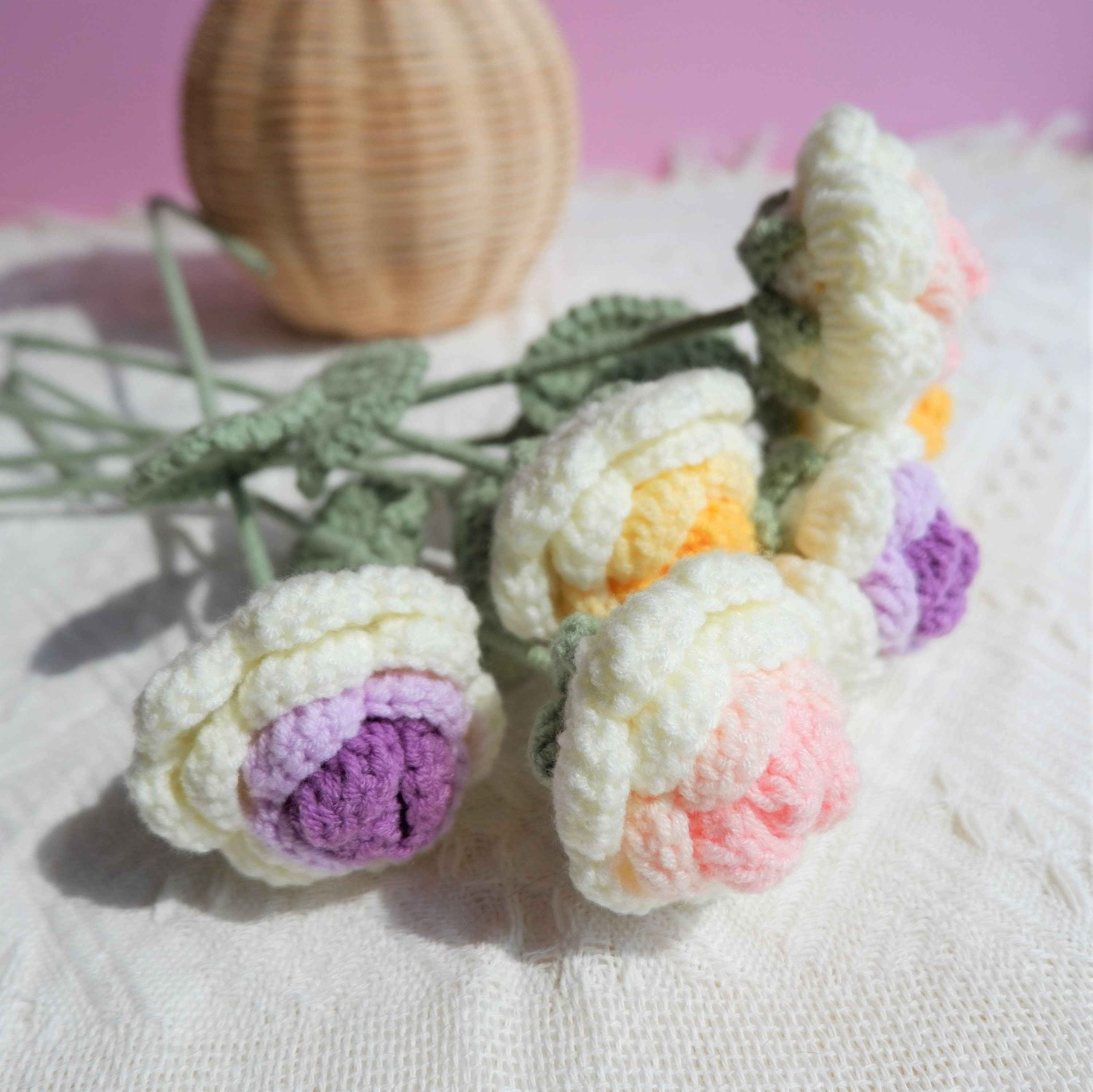 Crochet Flower Bouquet- Gradient Rose