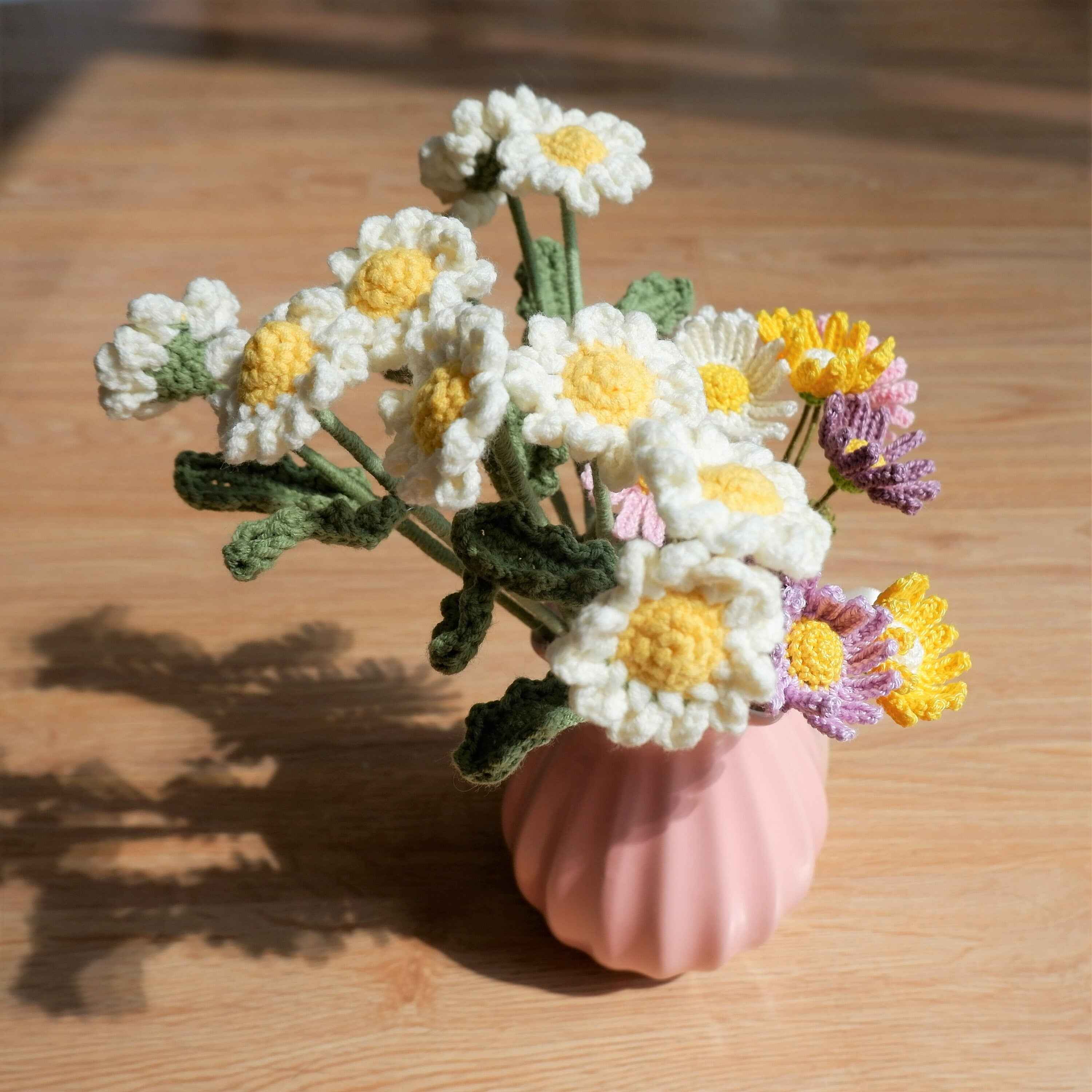 Crochet Flower Bouquet- White Daisy