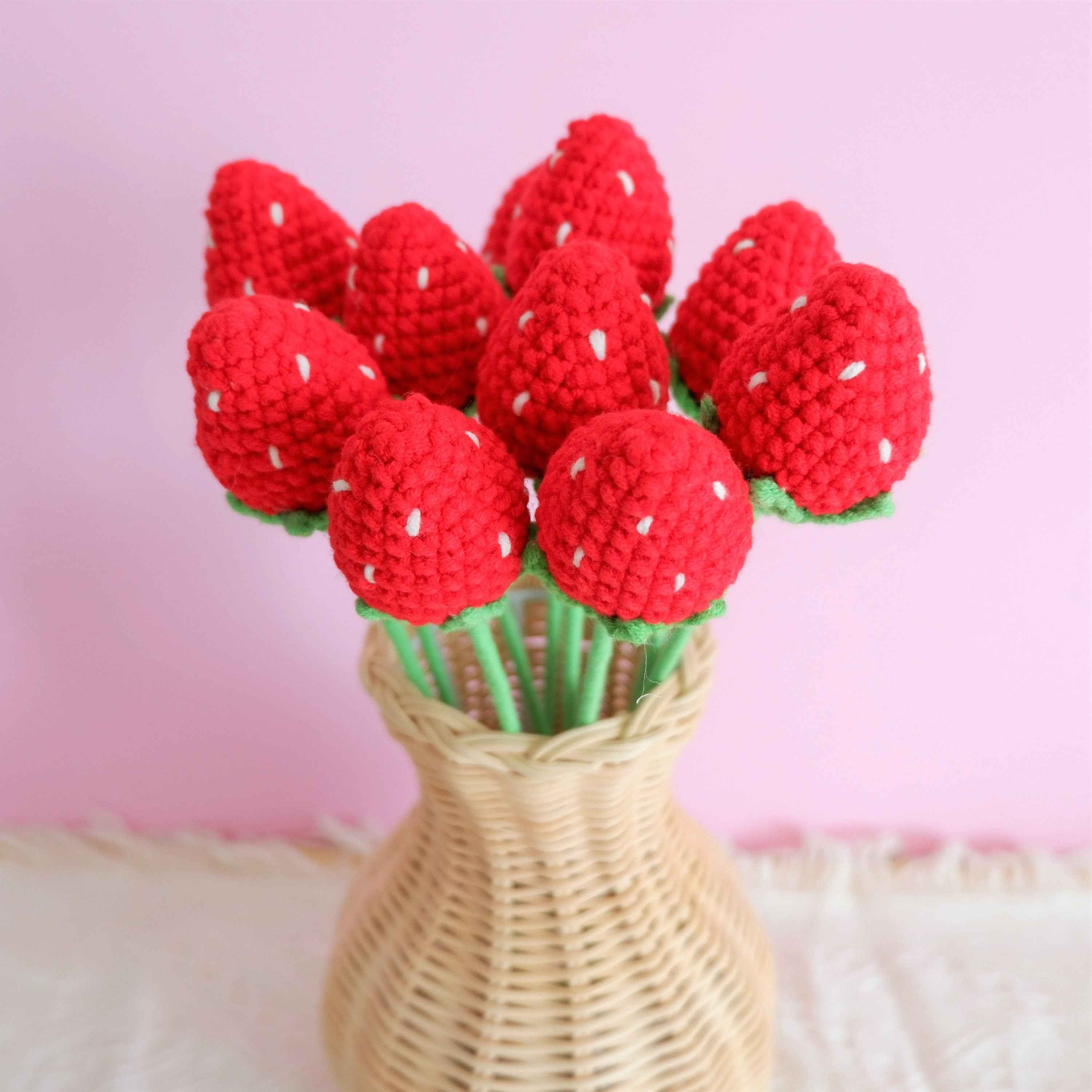 Crochet Strawberry & Daisy Flower Bouquet