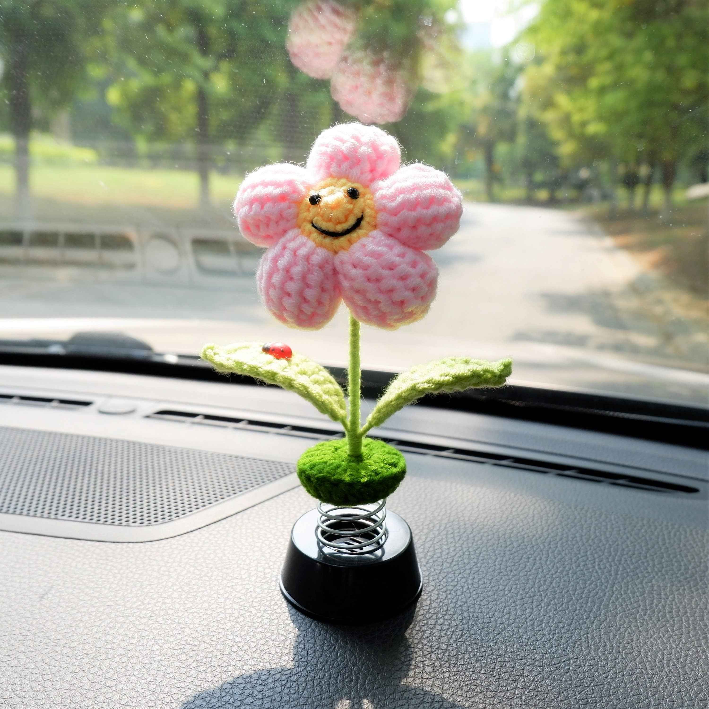 Crochet Car Dashboard Bobblehead Decor- Smiley Waffle Flower