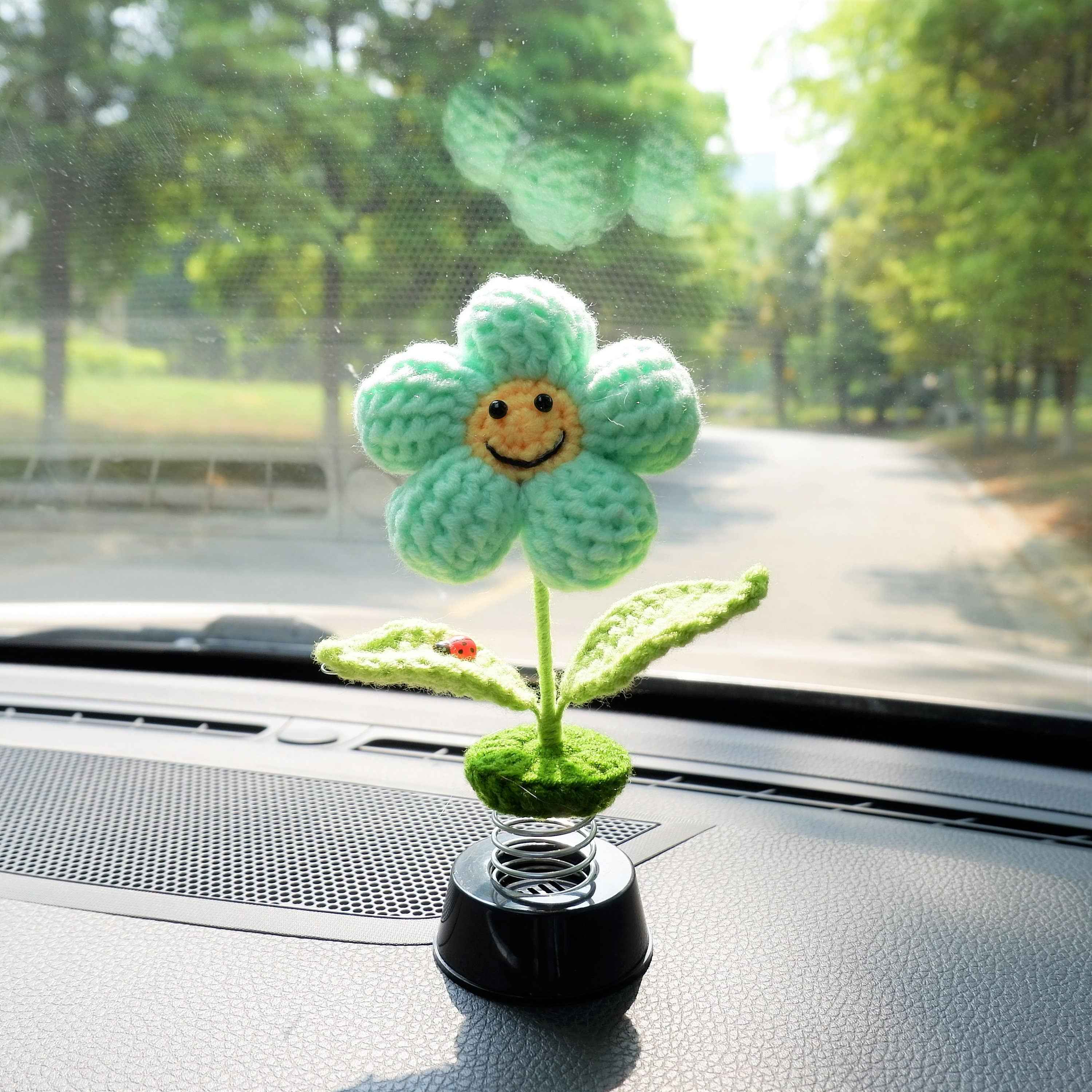Crochet Car Dashboard Bobblehead Decor- Smiley Waffle Flower