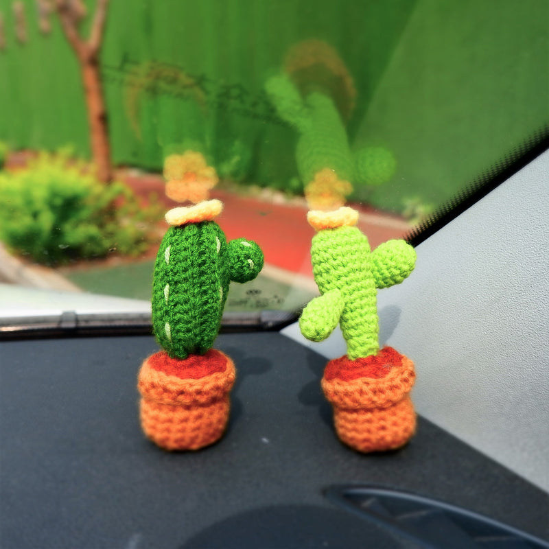 2Pcs Mini Cactus Car Accessories, Crochet Cactus Plant Car Dashboard Decor, Boho Car Interior Accessory for Women, Desk Decor Aesthetic