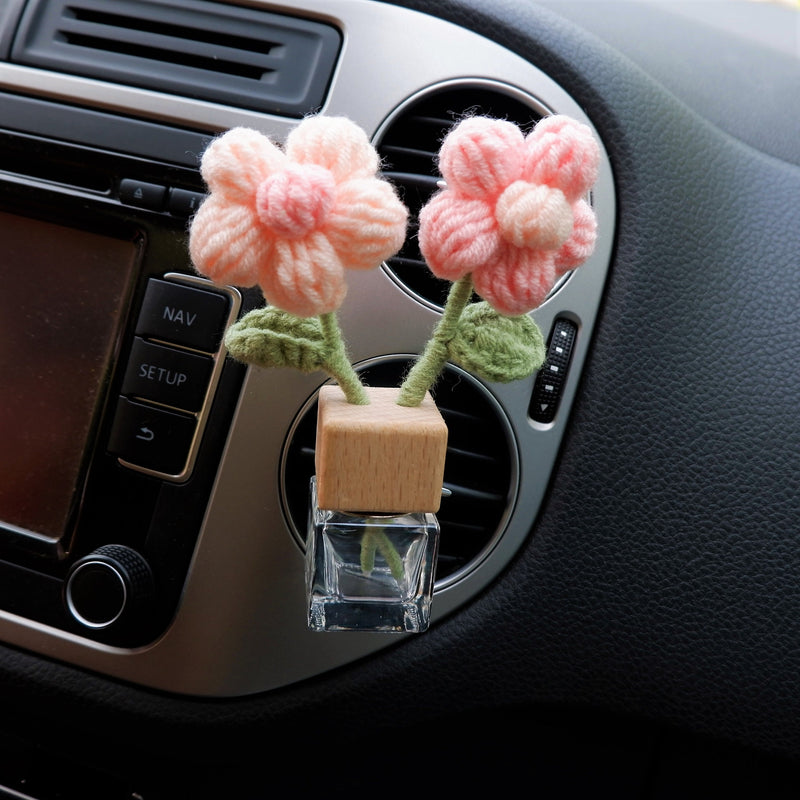 Crochet Daisy Car Diffuser, Car Plant Vent Clip, Flower Car Air Freshener, Car Diffuser Bottle, Boho Car Interior Accessory for Women