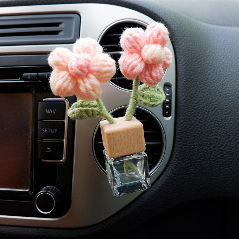 Crochet Daisy Car Diffuser, Car Plant Vent Clip, Flower Car Air Freshener, Car Diffuser Bottle, Boho Car Interior Accessory for Women