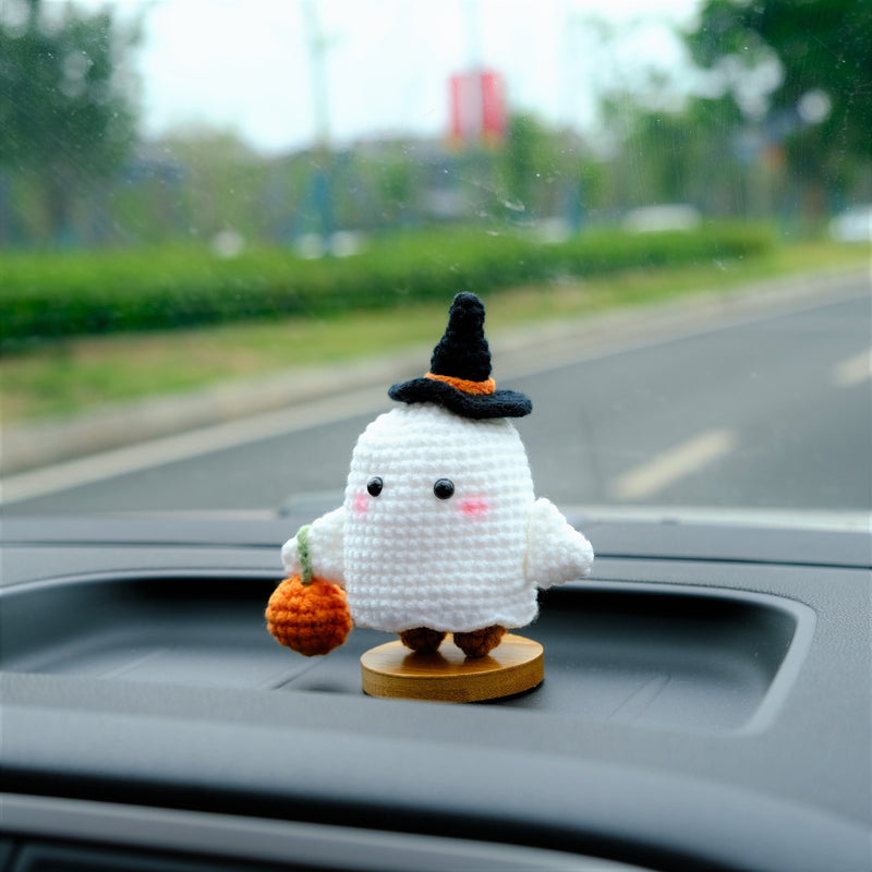 Crochet Ghost Doll Car Dashboard Decor, Cute Ghost w/ Pumpkin Lantern Car Dashboard Accessory, Anime Interior Car Accessory, Halloween Gift