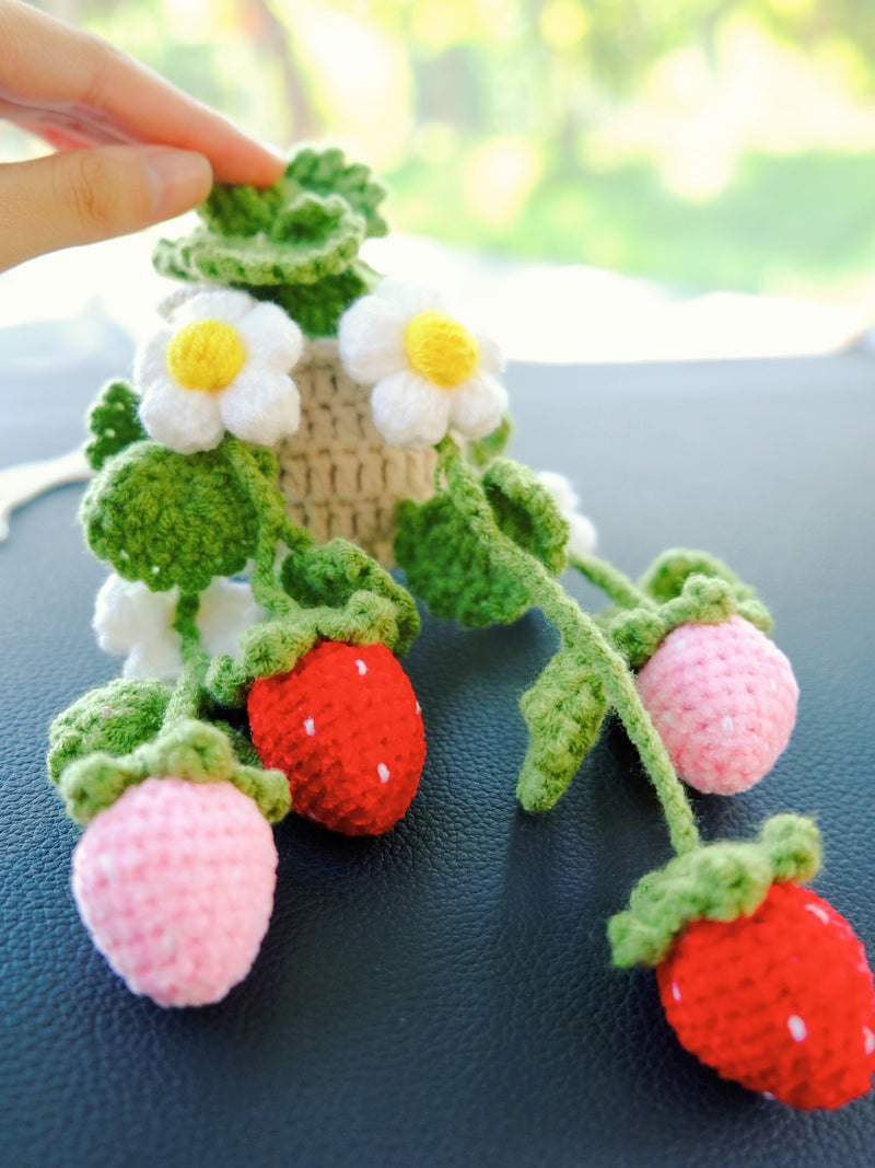 Crochet Strawberry & Daisy Car Mirror Hanging Accessories, Succulents Car Rear View Mirror Accessory, Boho Interior Car Accessory for Women