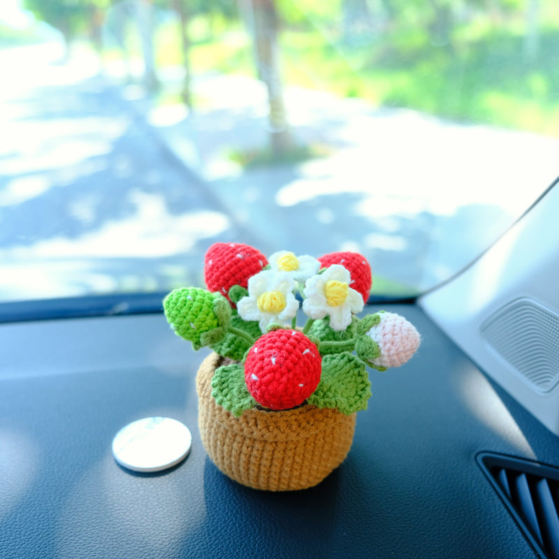 Crochet Strawberry Car Accessory, Strawberry/Daisy Potted Plant Car Dashboard Decor, Boho Car Interior Accessory for Women, Mothers Day Gift