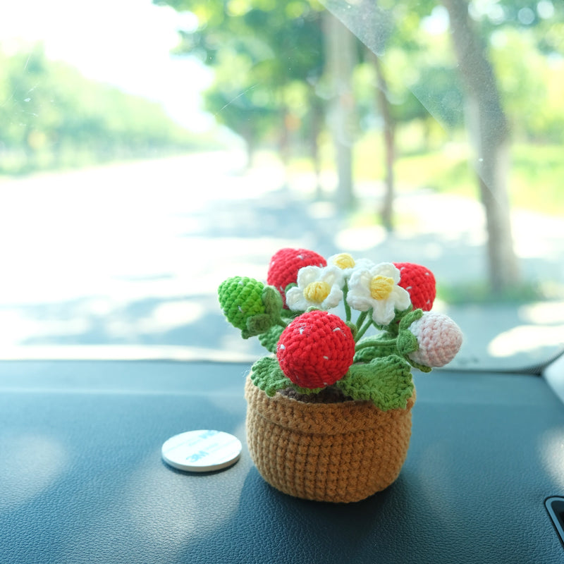 Crochet Strawberry Car Accessory, Strawberry/Daisy Potted Plant Car Dashboard Decor, Boho Car Interior Accessory for Women, Mothers Day Gift