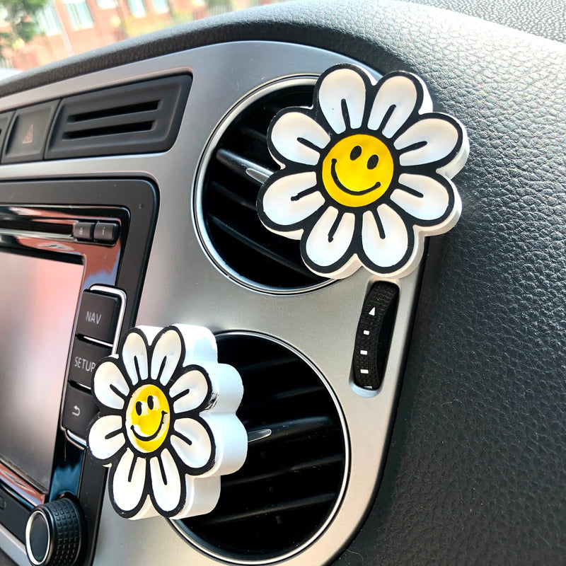 Car Vent Clips- Smiley Face & Daisy