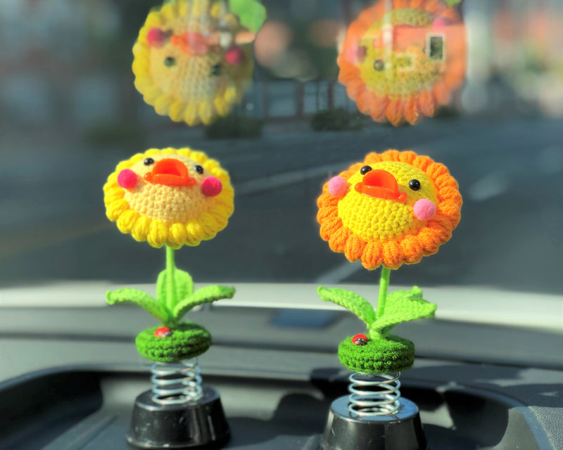 Crochet Ducklings Car Dashboard Decor, Cute Car Accessories for Women, Kawaii Car Air Freshener, Sunflower Car Accessories for Teens