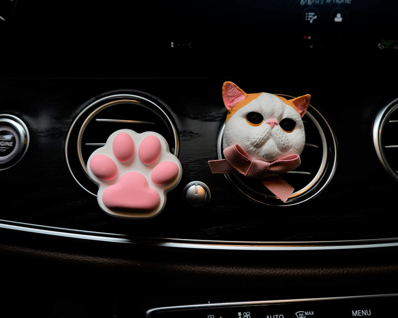 2Pcs Car Vent Clips Air Freshener, Garfield and Cat Paw Car Accessories for Women, Kawaii Car Interior Decor, Cute Car Mask Hanger