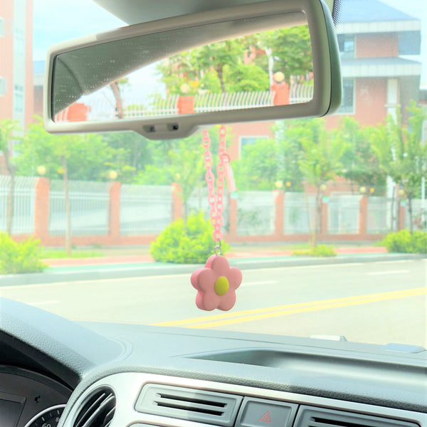 Car Rear View Mirror Accessories Boho, Cute Daisy Car Mirror Hanging Accessories, Car Mirror Charm for Women, Car Air Freshener Hanging