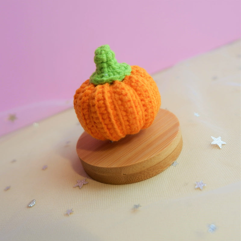 Crochet Car Dashboard Accessory, Cute Mini Pumpkin Car Decoration for Teens/Women, Boho Freshening Car Interior Decor, gift for Halloween