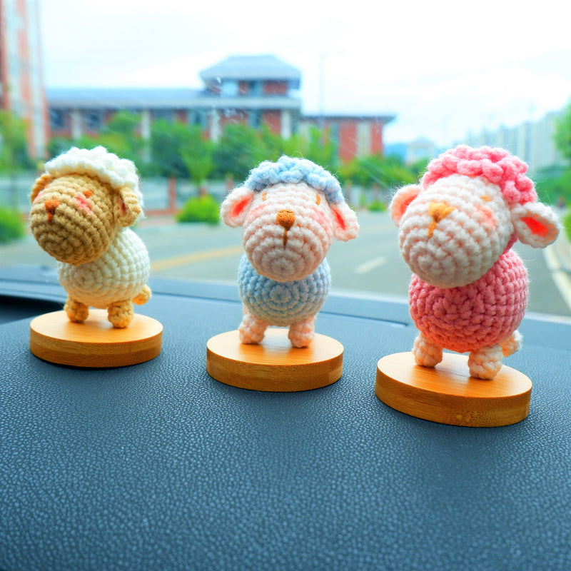 Cute Car Dashboard Decor, Crochet Mini Sheep Car Accessories for Teens/Women, Kawaii Car Interior Decoration, Christmas Gift