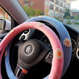 Cute Fleece Steering Wheel Cover, Daisy Steering Wheel Cover, Winter Plush Car Accessories for Women/Men, Handmade Steering Wheel Cover