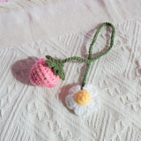 Crochet Strawberry & Daisy Car Hanging Accessories, Kawaii Gradient Strawberry Car Mirror Hanging Accessory for Women, Car Interior Decor