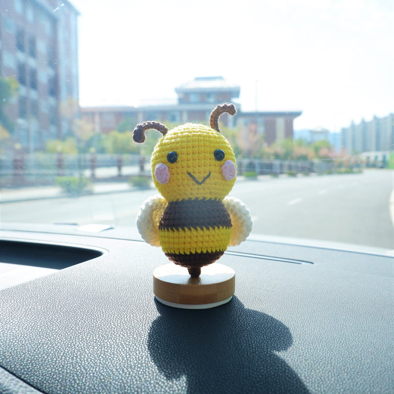 Crochet Honey Bee Car Dashboard Decor, Kawaii Bee Car Dashboard Accessory, Cute Animal Interior Car Accessory for Women, Gift for Her