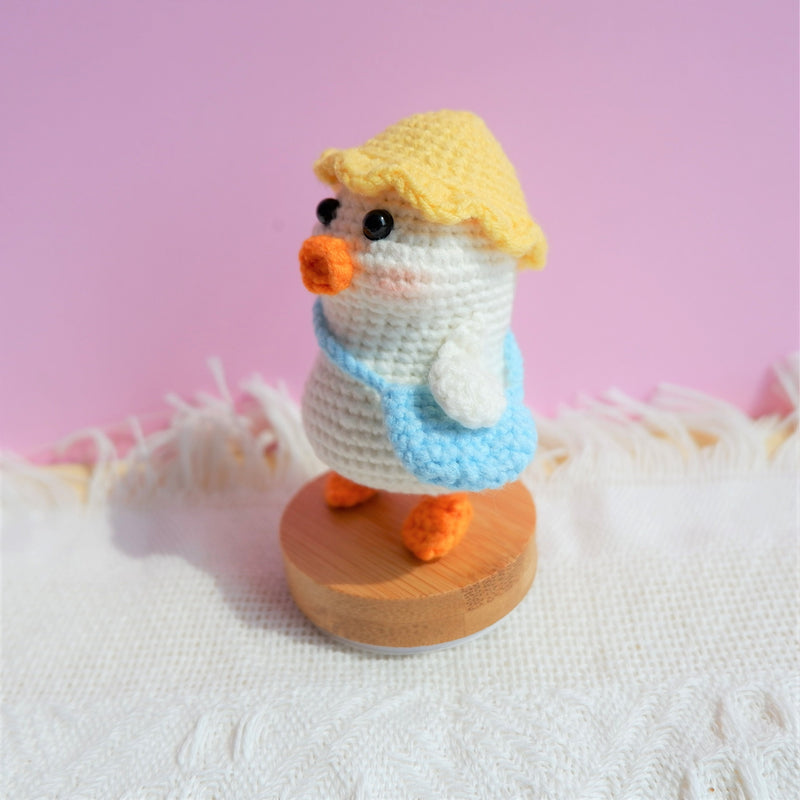 Cute Car Dashboard Decor, Crochet Duck Mailman Car Accessories, Kawaii Interior Car Dashboard Accessories for Women/Teens, Gift for Her